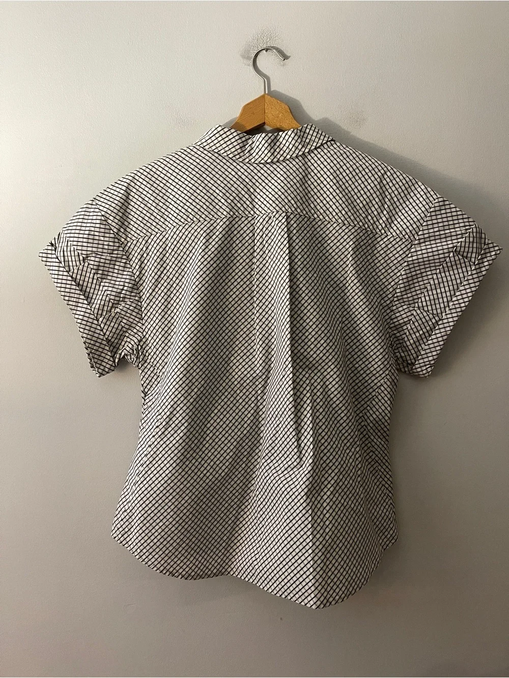 Never A Wallflower Aster Small Check Top Black White Puff Sleeve Blouse L NWT